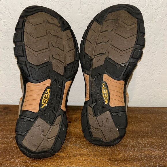 Keen Newport Leather Toggle Waterproof Sandal Shoes - Picture 7 of 7